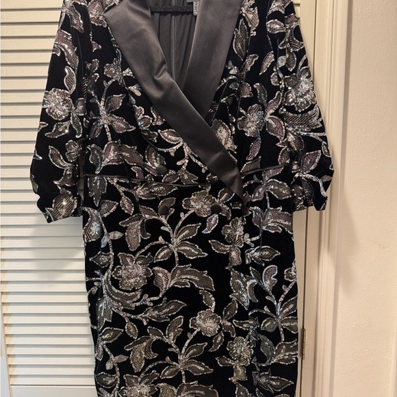 Perfect Holiday or New Year’s Party Dress!! Adrianna Papell Floral Blazer Dress - Picture 2 of 6